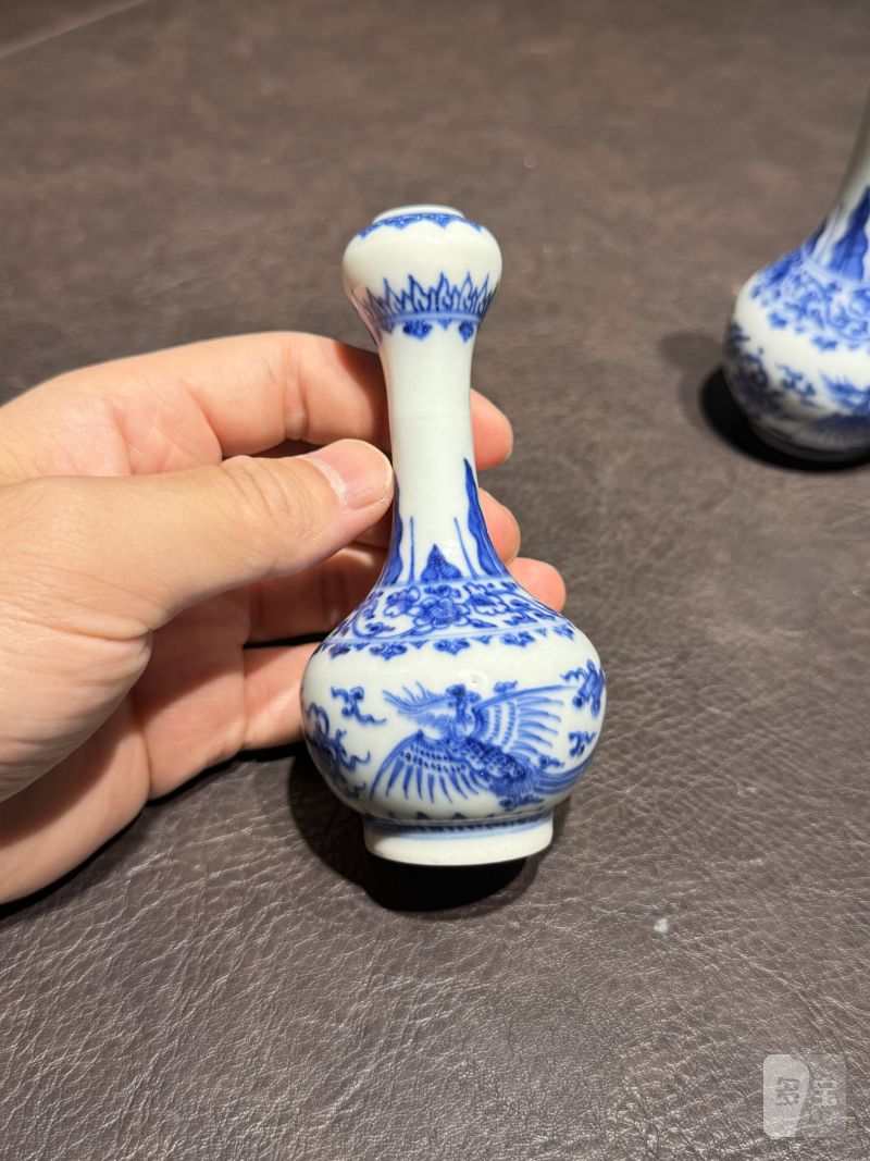 清康熙 青花双凤纹胆瓶、蒜头瓶 - 图5